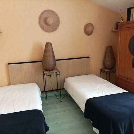 レ・ゼルビエ Chez Pierre Et Caroline Bed & Breakfast エクステリア 写真